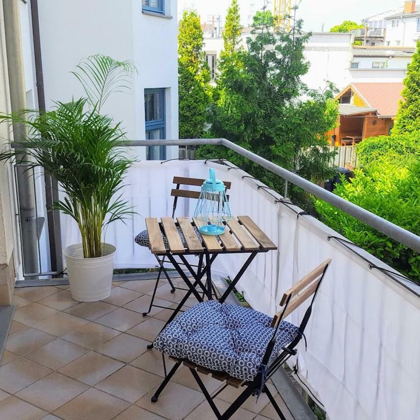 Ferienwohnung Achtern Diek, Inklusive Strandkorb Und Stellplatz Rostock Exteriör bild
