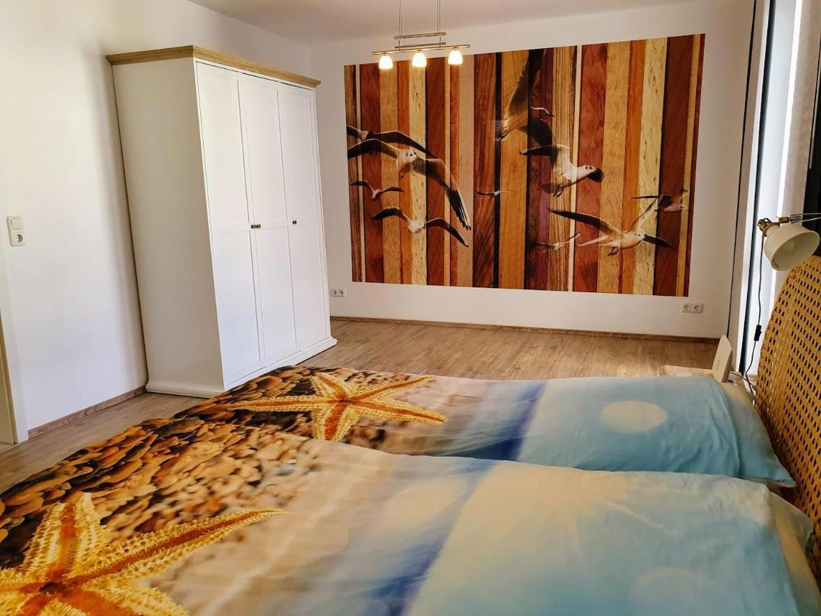 Ferienwohnung Achtern Diek, Inklusive Strandkorb Und Stellplatz Rostock Exteriör bild