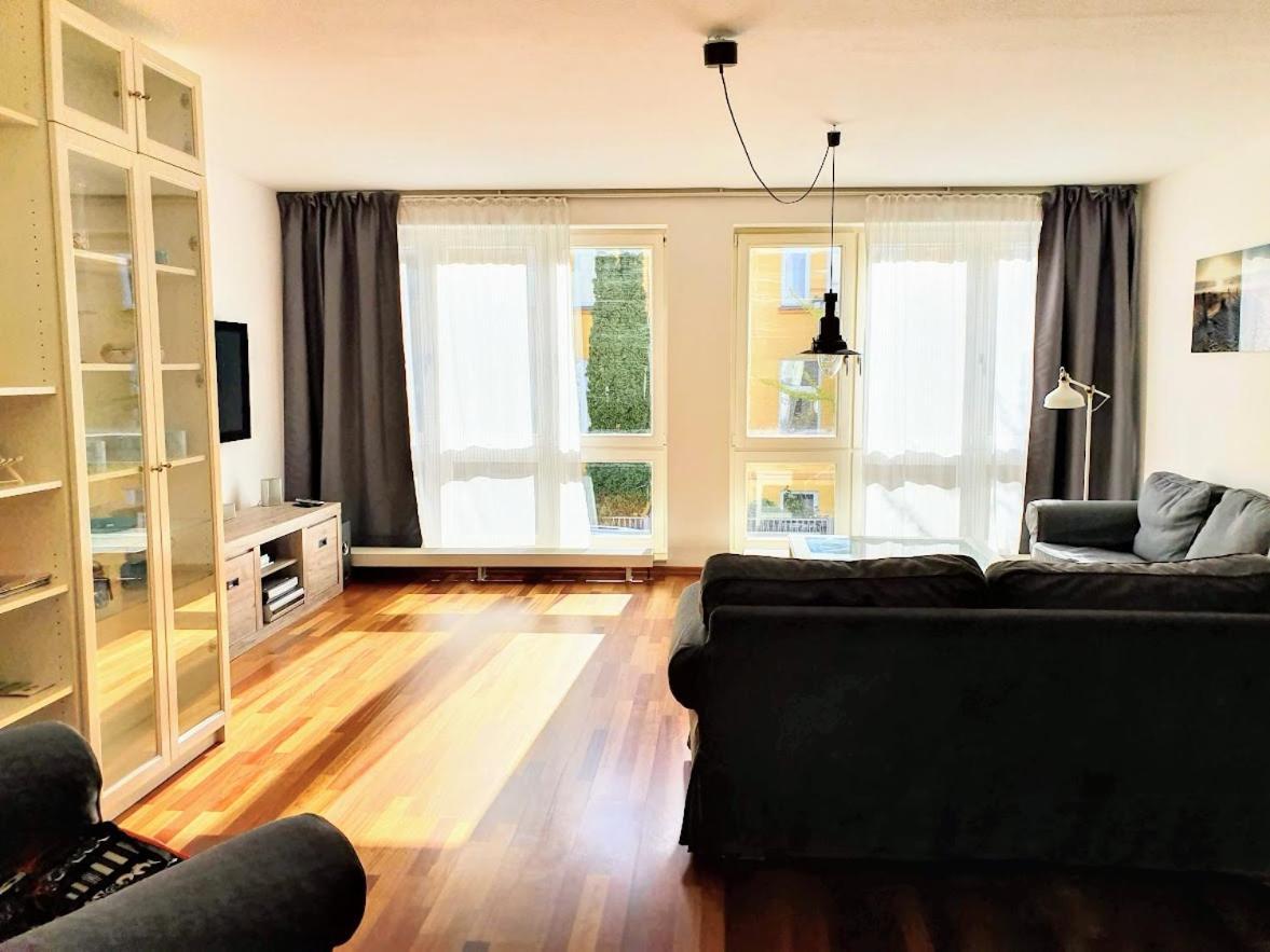 Achtern Diek Rostock Exteriör bild